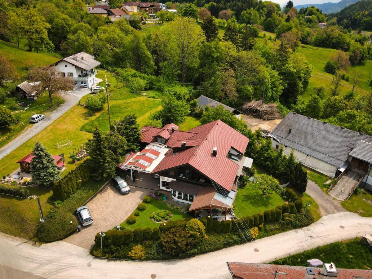 Gaestehaus Auf Der Hoehe Keutschach am See Extérieur photo